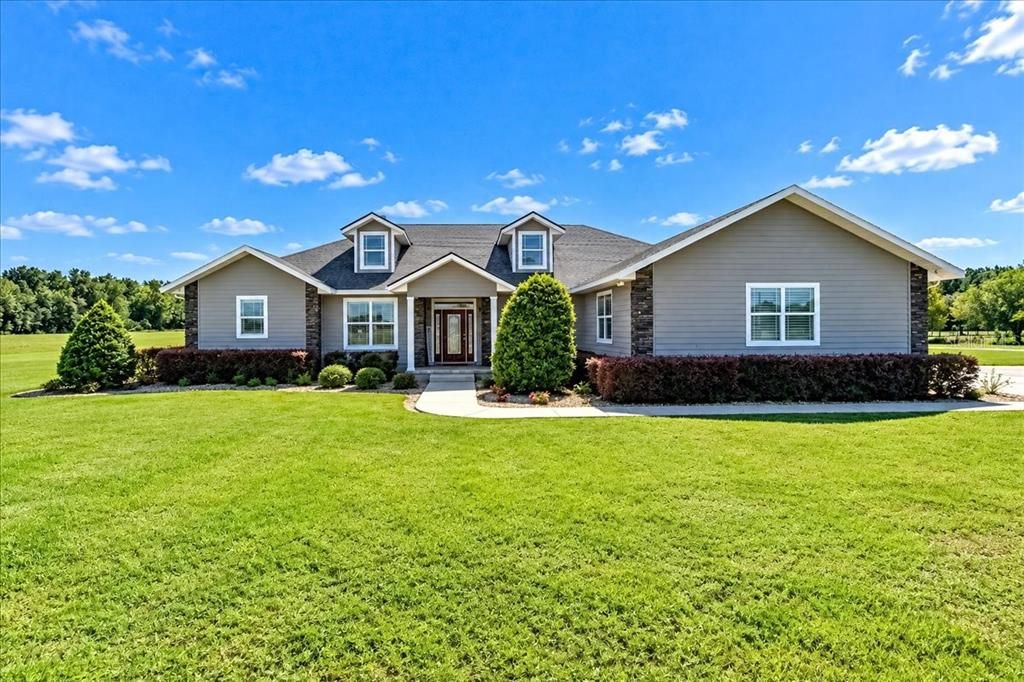 For Sale: $1,250,000 (3 beds, 3 baths, 2922 Square Feet)