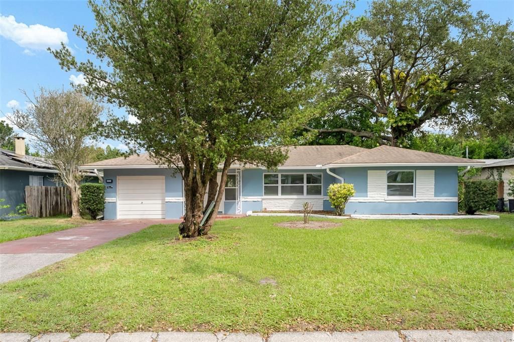 Activo con contrato: $359,900 (3 camas, 2 baños, 1220 Pies cuadrados)