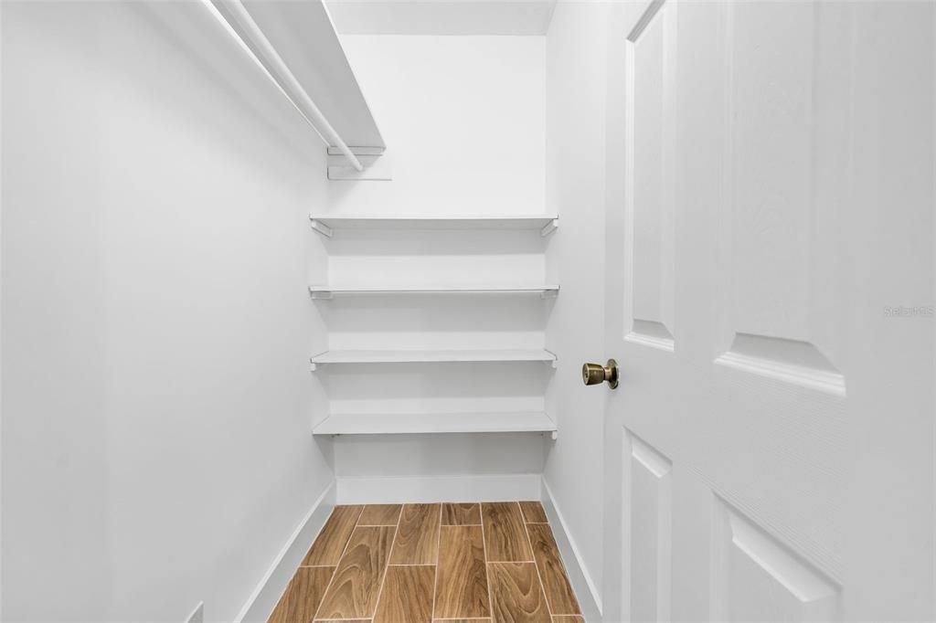 Activo con contrato: $359,900 (3 camas, 2 baños, 1220 Pies cuadrados)