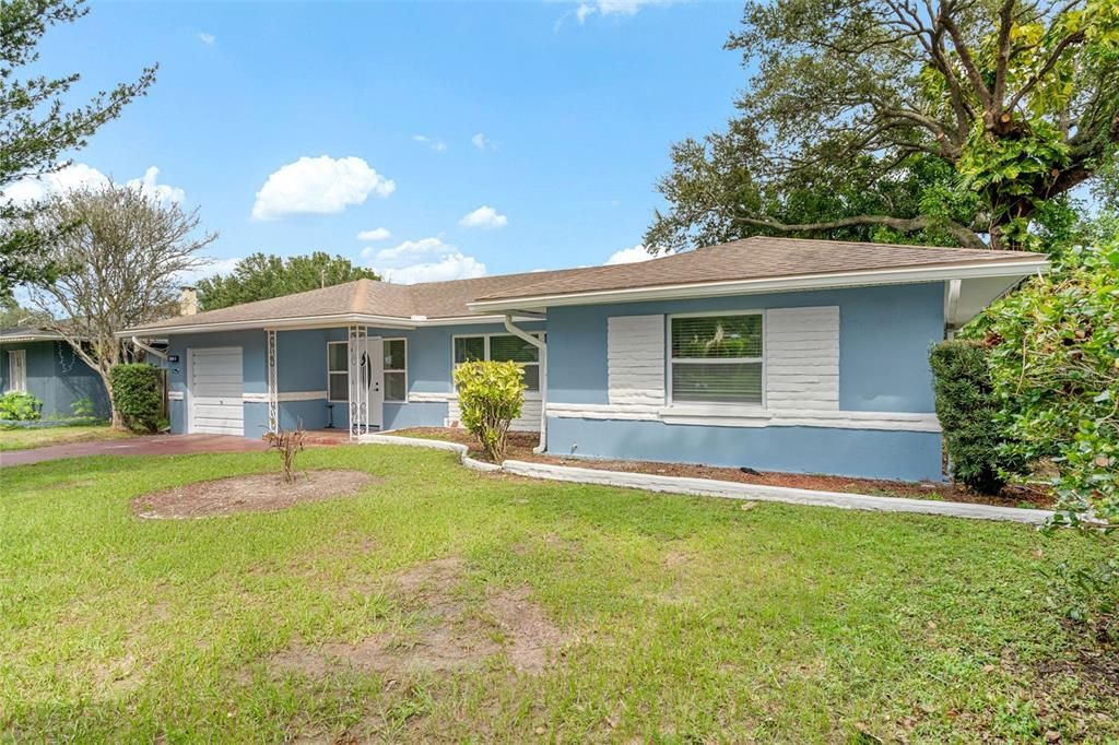 Activo con contrato: $359,900 (3 camas, 2 baños, 1220 Pies cuadrados)