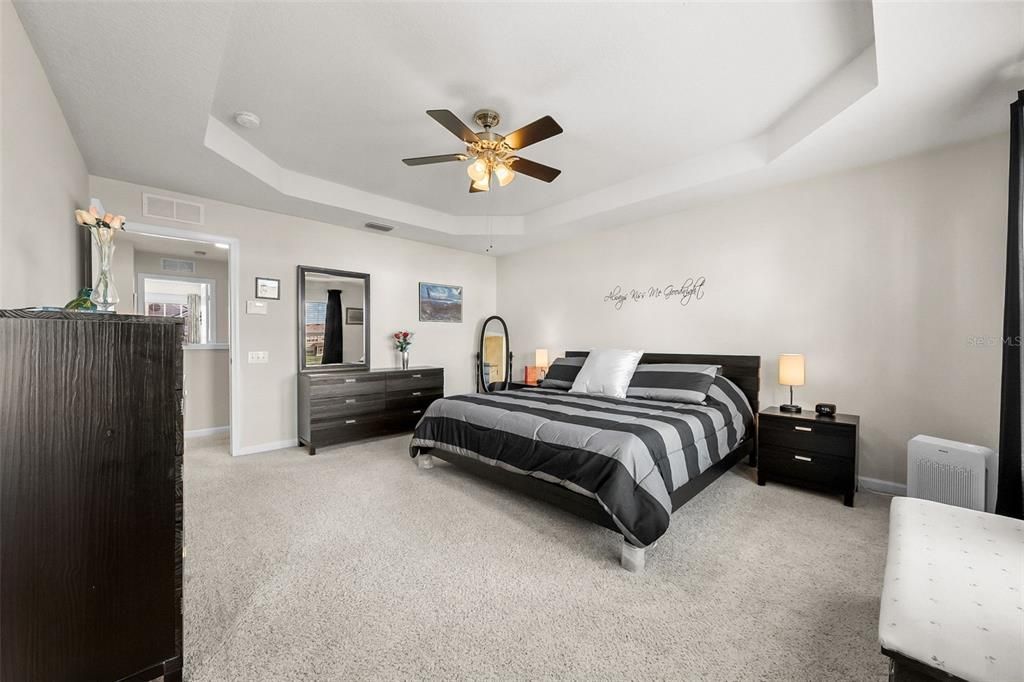 For Sale: $290,000 (3 beds, 2 baths, 1666 Square Feet)