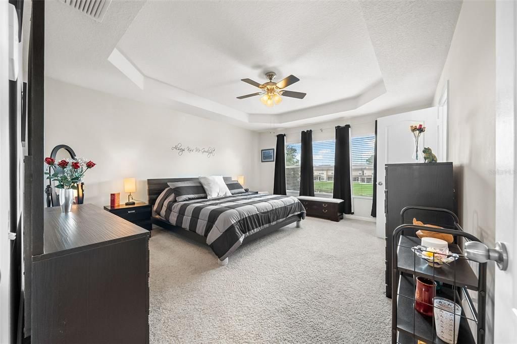 For Sale: $290,000 (3 beds, 2 baths, 1666 Square Feet)