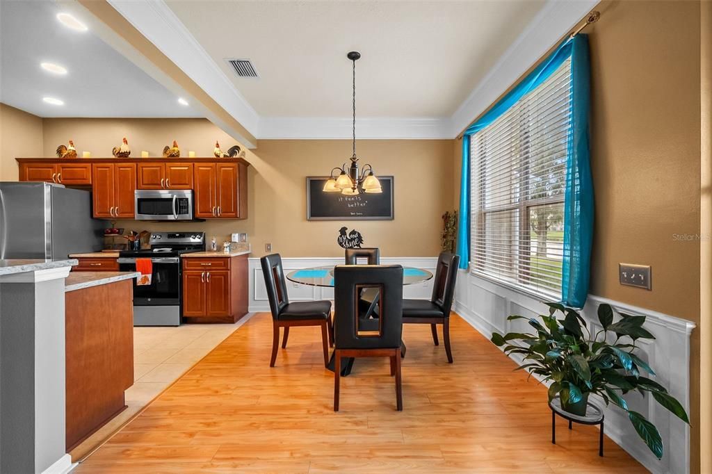 For Sale: $290,000 (3 beds, 2 baths, 1666 Square Feet)