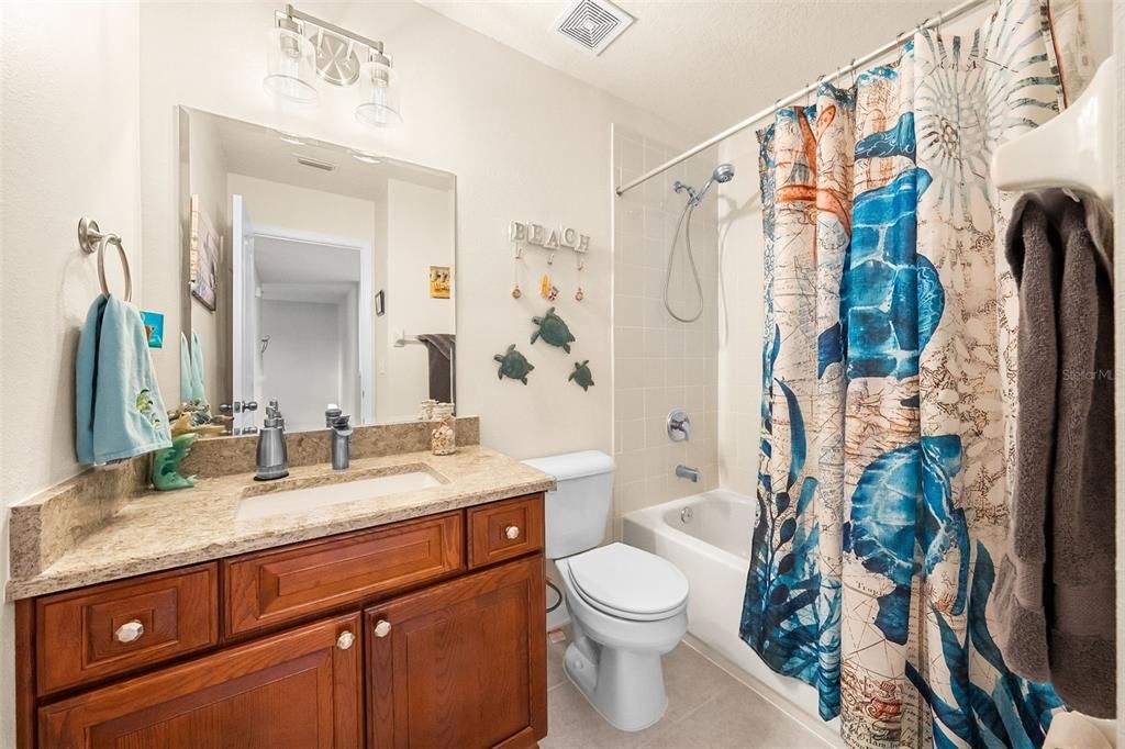 For Sale: $290,000 (3 beds, 2 baths, 1666 Square Feet)