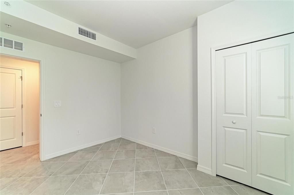 For Rent: $4,500 (3 beds, 2 baths, 1800 Square Feet)