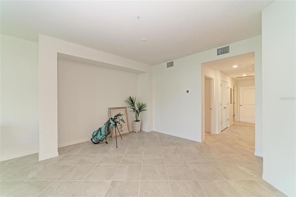 For Rent: $4,500 (3 beds, 2 baths, 1800 Square Feet)