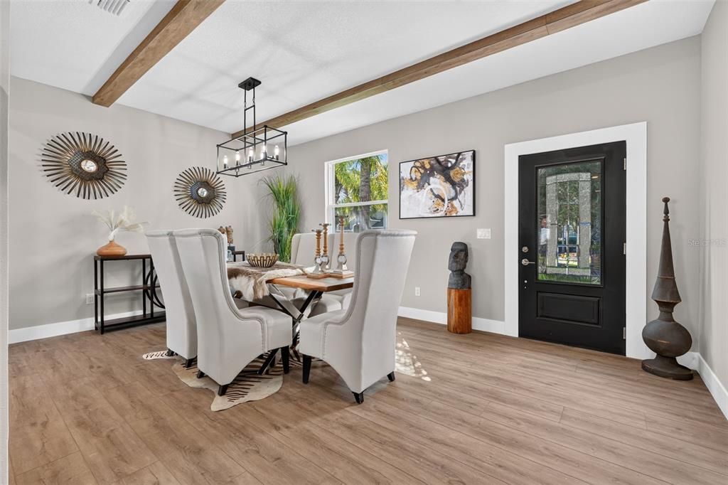 For Sale: $475,000 (5 beds, 3 baths, 3300 Square Feet)