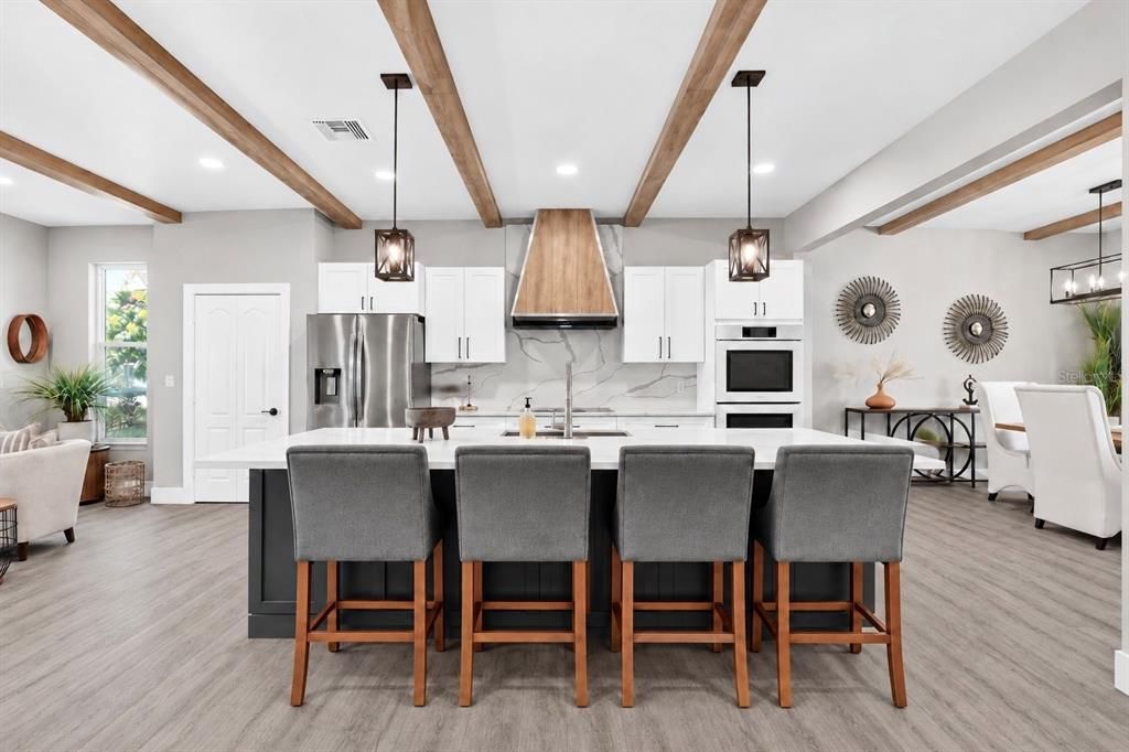 For Sale: $475,000 (5 beds, 3 baths, 3300 Square Feet)