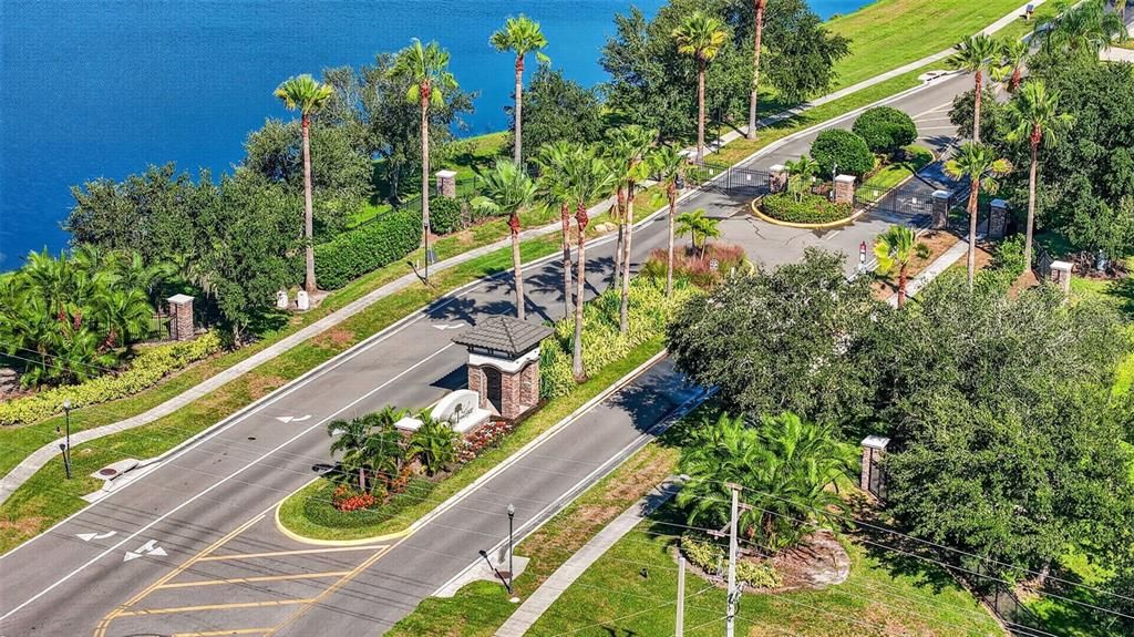 For Sale: $475,000 (5 beds, 3 baths, 3300 Square Feet)