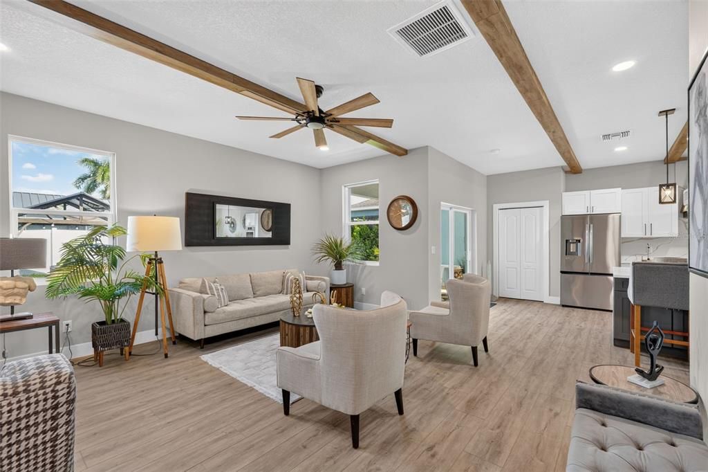 For Sale: $475,000 (5 beds, 3 baths, 3300 Square Feet)