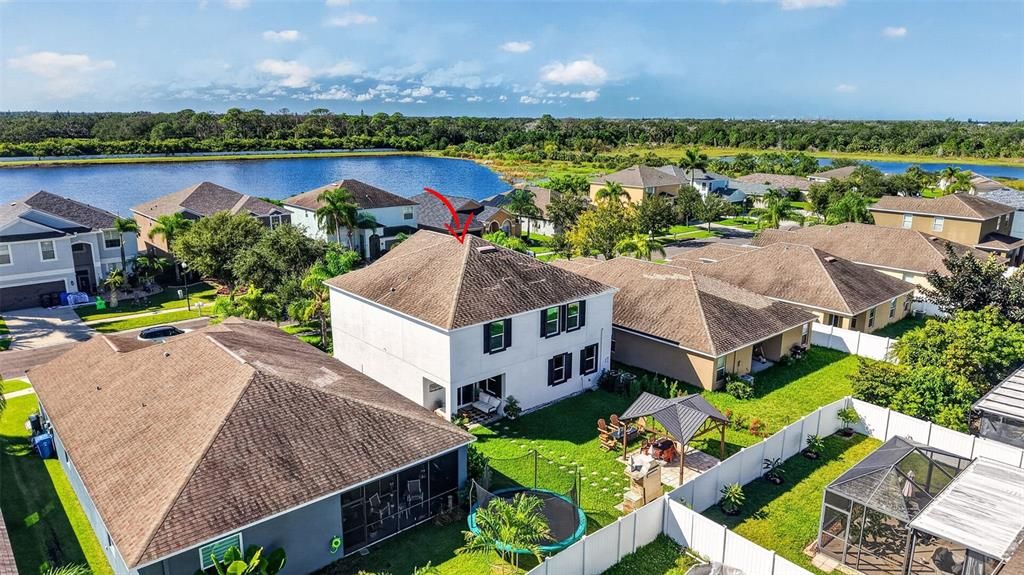 For Sale: $475,000 (5 beds, 3 baths, 3300 Square Feet)