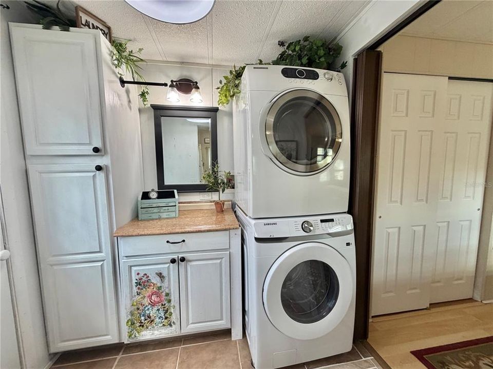 En Venta: $149,900 (2 camas, 2 baños, 1232 Pies cuadrados)