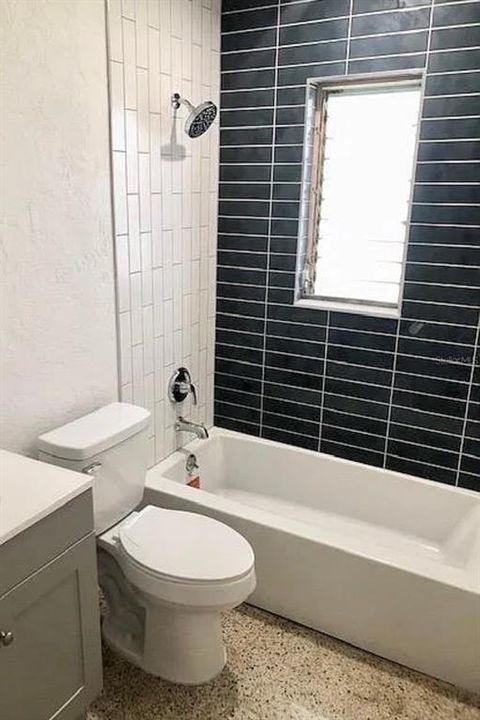 В аренду: $1,850 (2 спален, 1 ванн, 824 Квадратных фут)