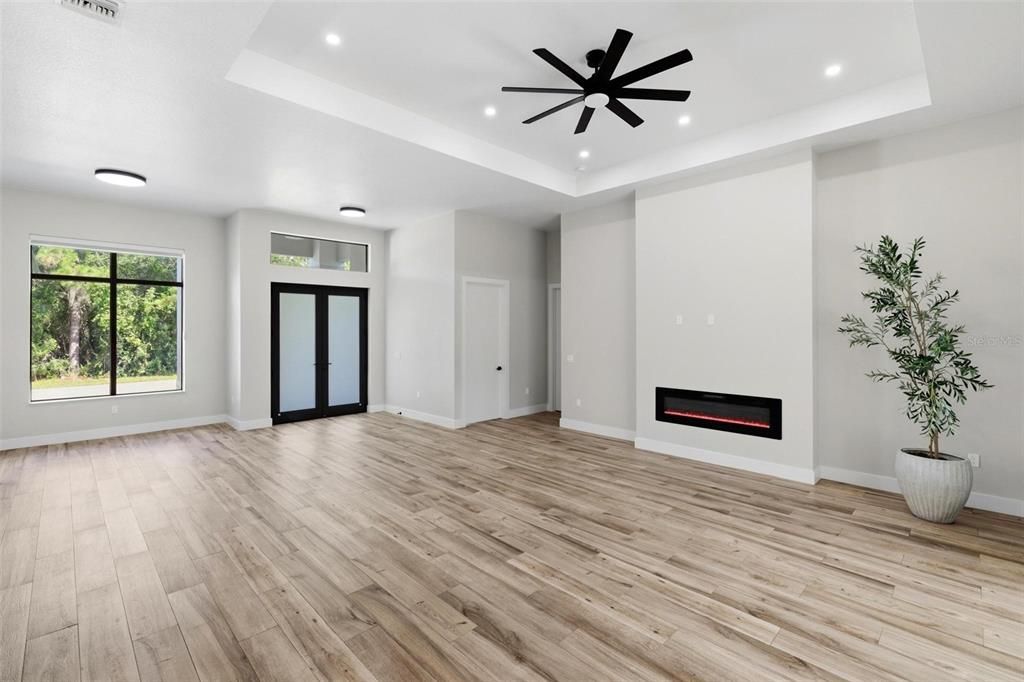 На продажу: $599,900 (3 спален, 2 ванн, 2250 Квадратных фут)