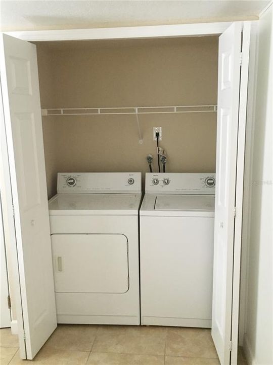 В аренду: $1,550 (2 спален, 2 ванн, 905 Квадратных фут)