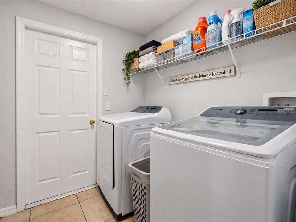 For Sale: $385,000 (3 beds, 2 baths, 1837 Square Feet)