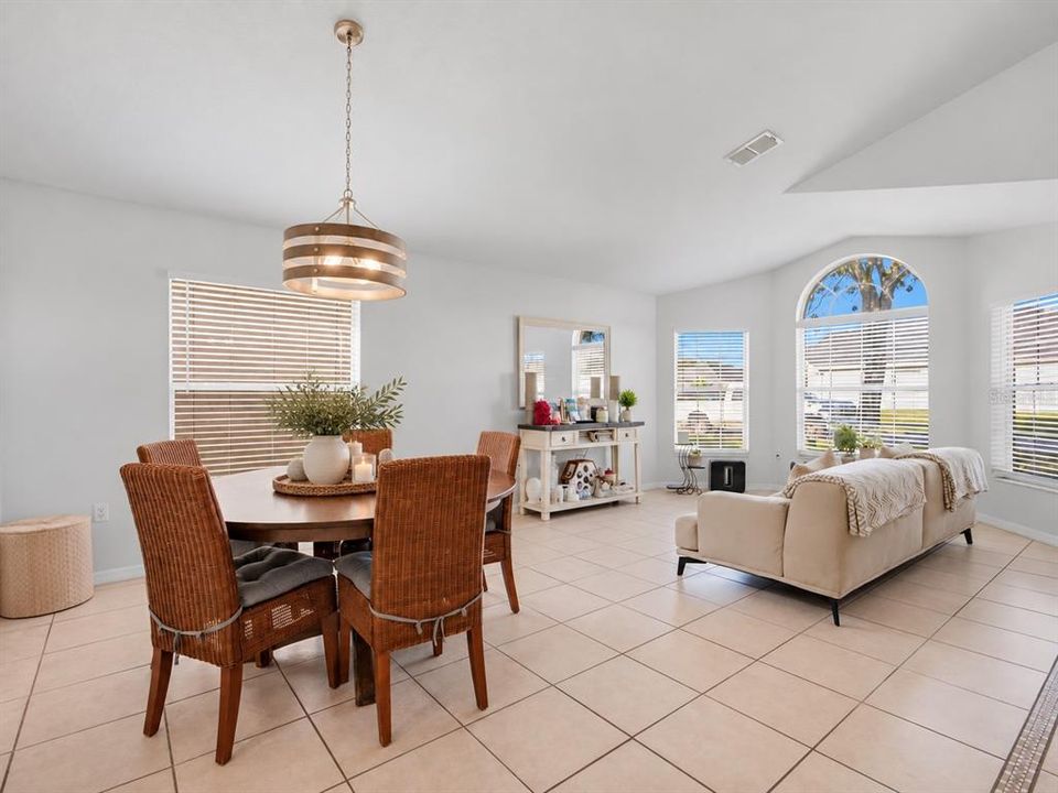 For Sale: $385,000 (3 beds, 2 baths, 1837 Square Feet)