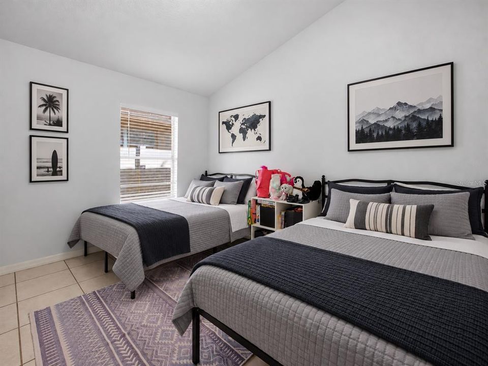 For Sale: $385,000 (3 beds, 2 baths, 1837 Square Feet)