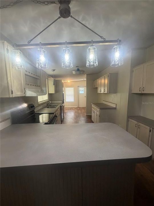For Sale: $299,000 (3 beds, 2 baths, 1512 Square Feet)