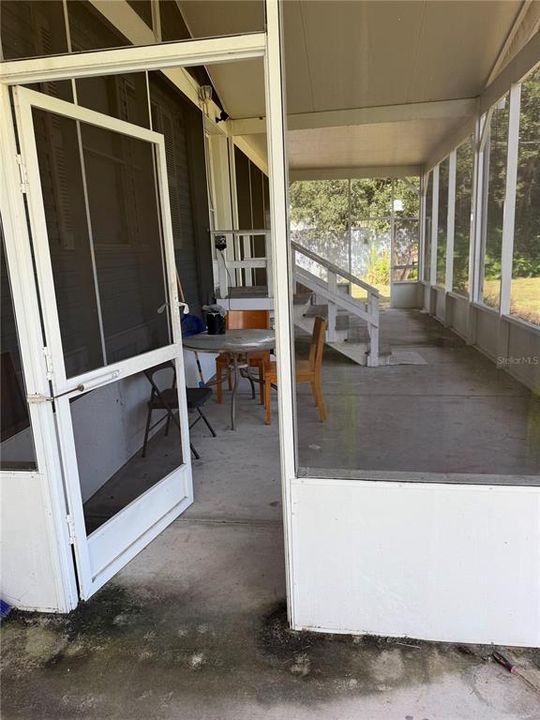 For Sale: $299,000 (3 beds, 2 baths, 1512 Square Feet)