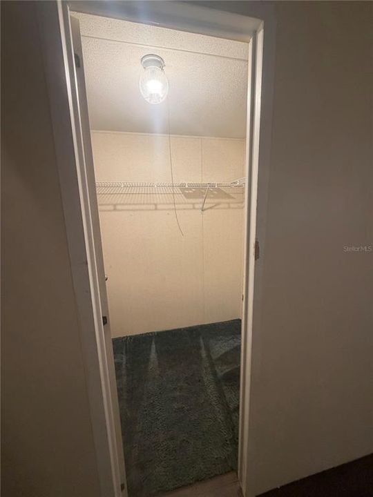 For Sale: $299,000 (3 beds, 2 baths, 1512 Square Feet)