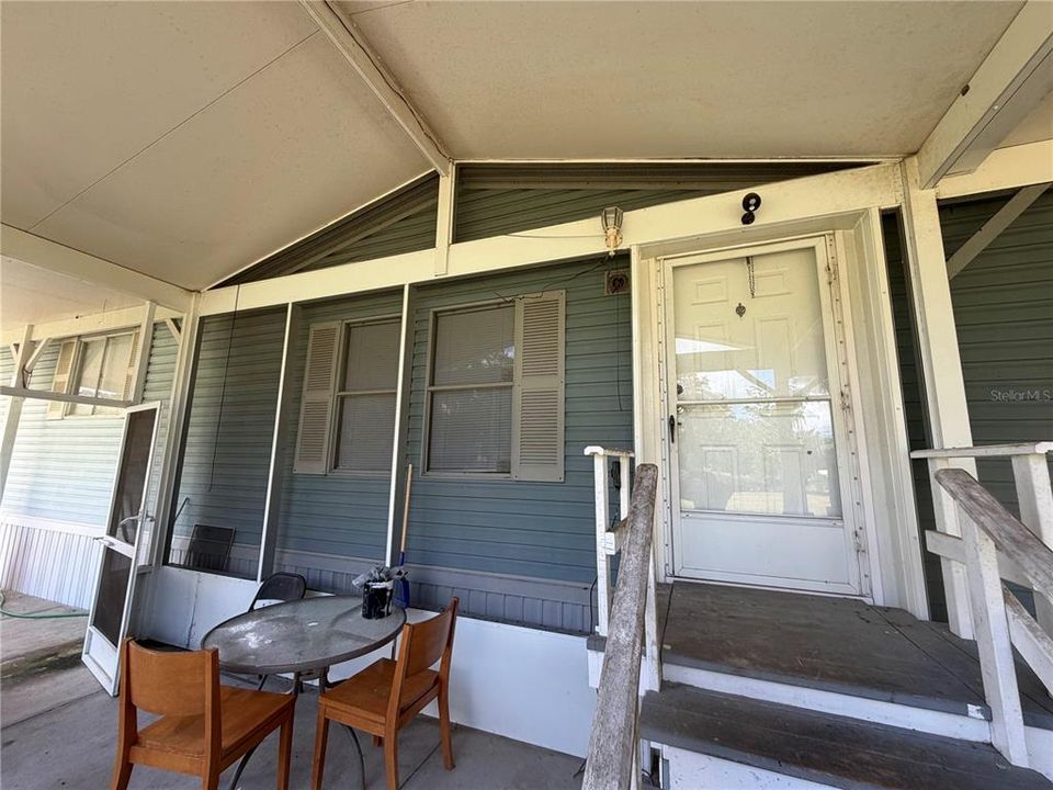 For Sale: $299,000 (3 beds, 2 baths, 1512 Square Feet)