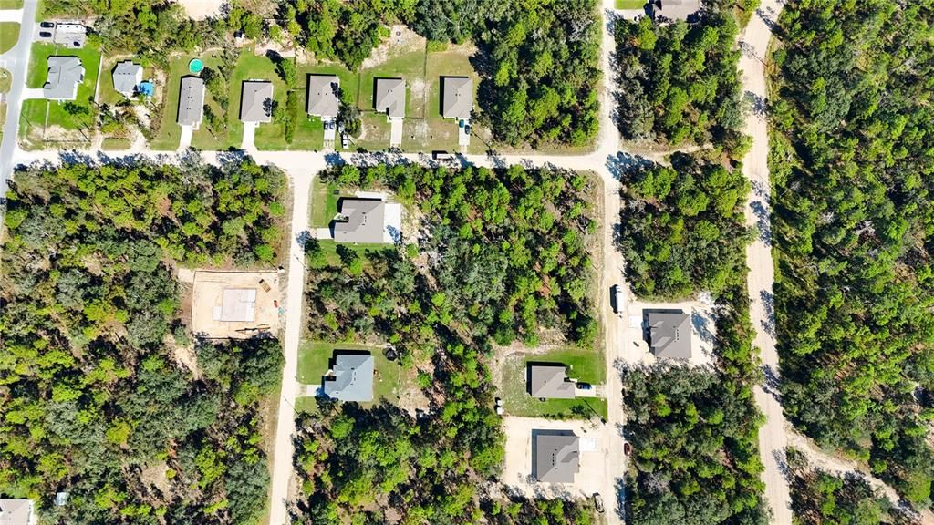 待售: $49,000 (0.65 acres)