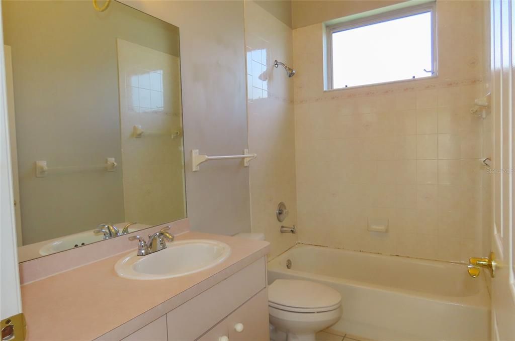 For Sale: $451,000 (3 beds, 2 baths, 1920 Square Feet)