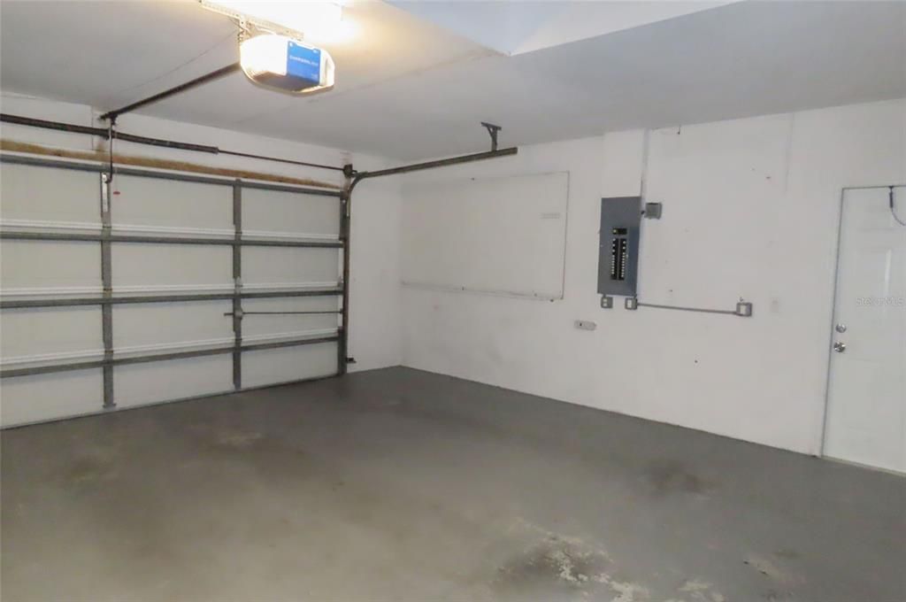 For Sale: $451,000 (3 beds, 2 baths, 1920 Square Feet)
