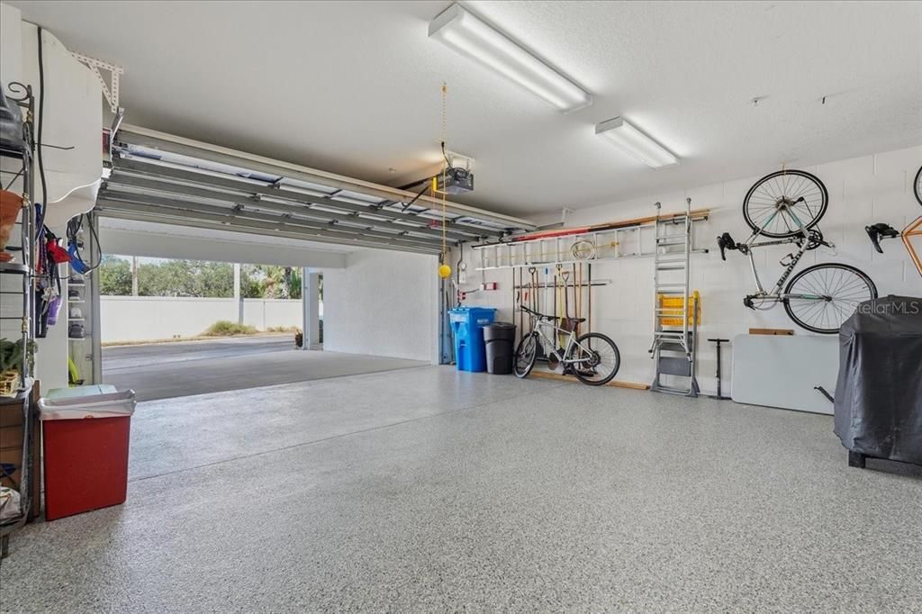 For Sale: $844,900 (3 beds, 2 baths, 2415 Square Feet)