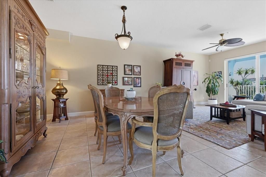 For Sale: $844,900 (3 beds, 2 baths, 2415 Square Feet)