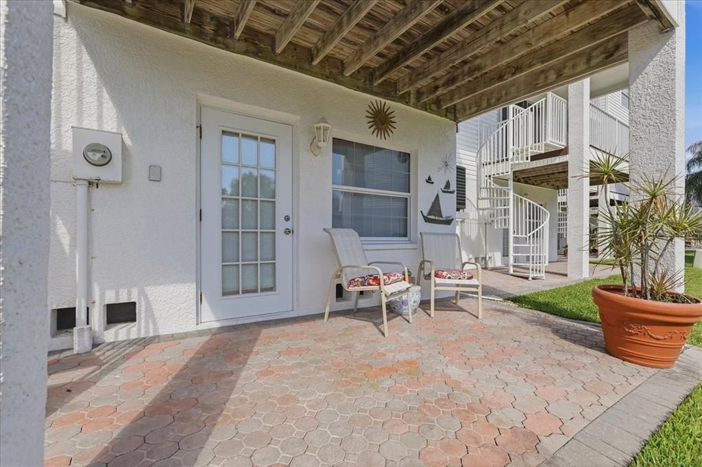 For Sale: $844,900 (3 beds, 2 baths, 2415 Square Feet)
