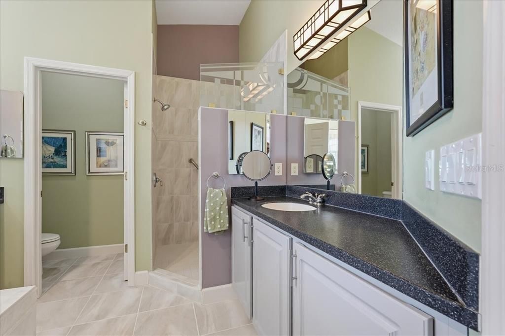 For Sale: $844,900 (3 beds, 2 baths, 2415 Square Feet)