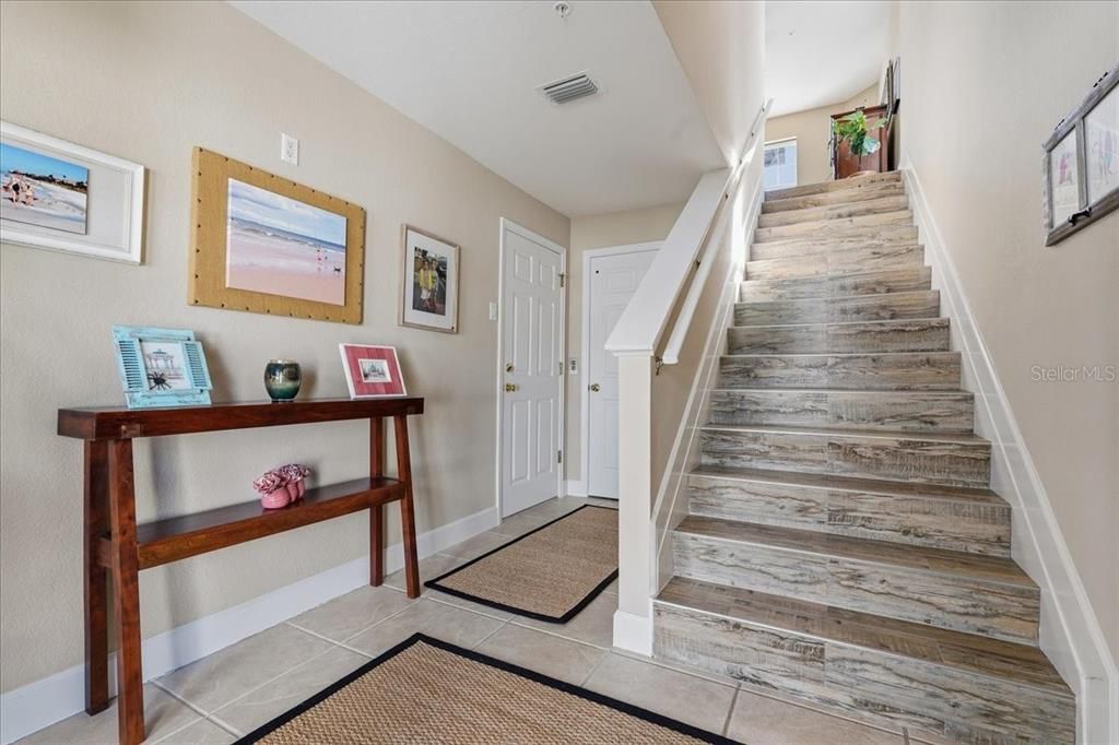 For Sale: $844,900 (3 beds, 2 baths, 2415 Square Feet)