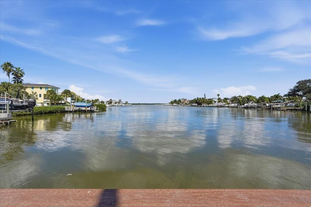 For Sale: $844,900 (3 beds, 2 baths, 2415 Square Feet)