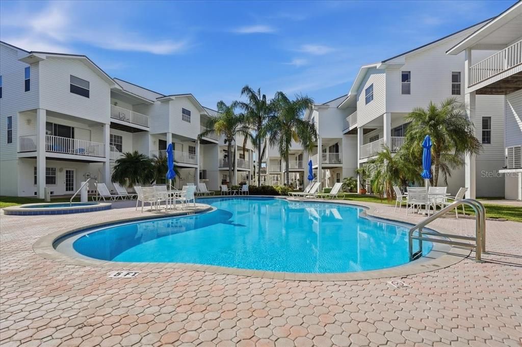For Sale: $844,900 (3 beds, 2 baths, 2415 Square Feet)