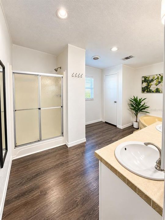 En Venta: $269,000 (3 camas, 2 baños, 1612 Pies cuadrados)