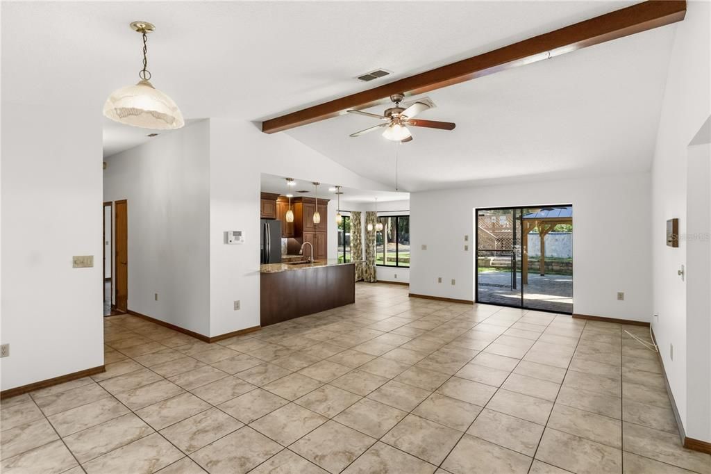 For Sale: $525,000 (3 beds, 2 baths, 2070 Square Feet)
