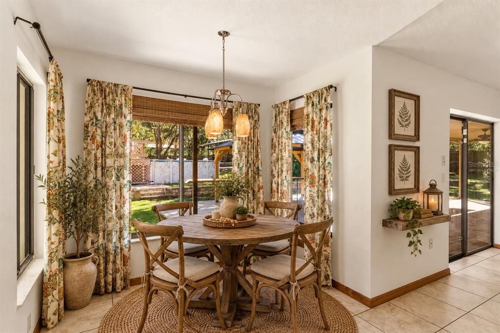 For Sale: $525,000 (3 beds, 2 baths, 2070 Square Feet)