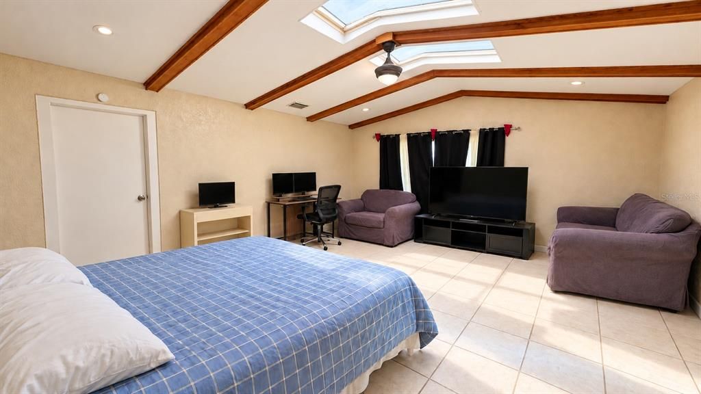 En Venta: $299,777 (3 camas, 2 baños, 1252 Pies cuadrados)