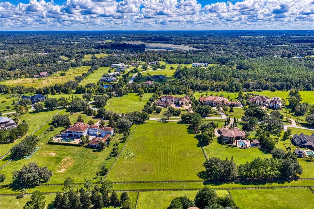 En Venta: $550,000 (2.60 acres)