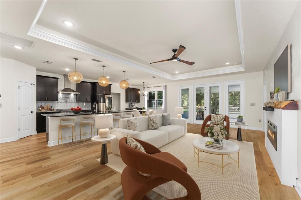 En Venta: $699,000 (4 camas, 3 baños, 2165 Pies cuadrados)