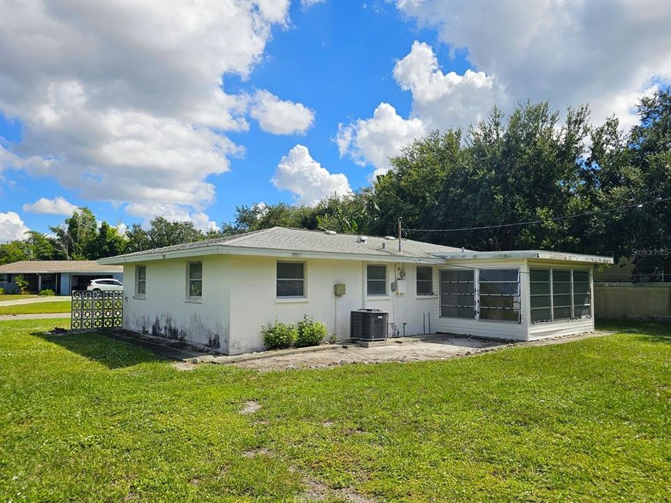 En Venta: $199,000 (2 camas, 1 baños, 840 Pies cuadrados)