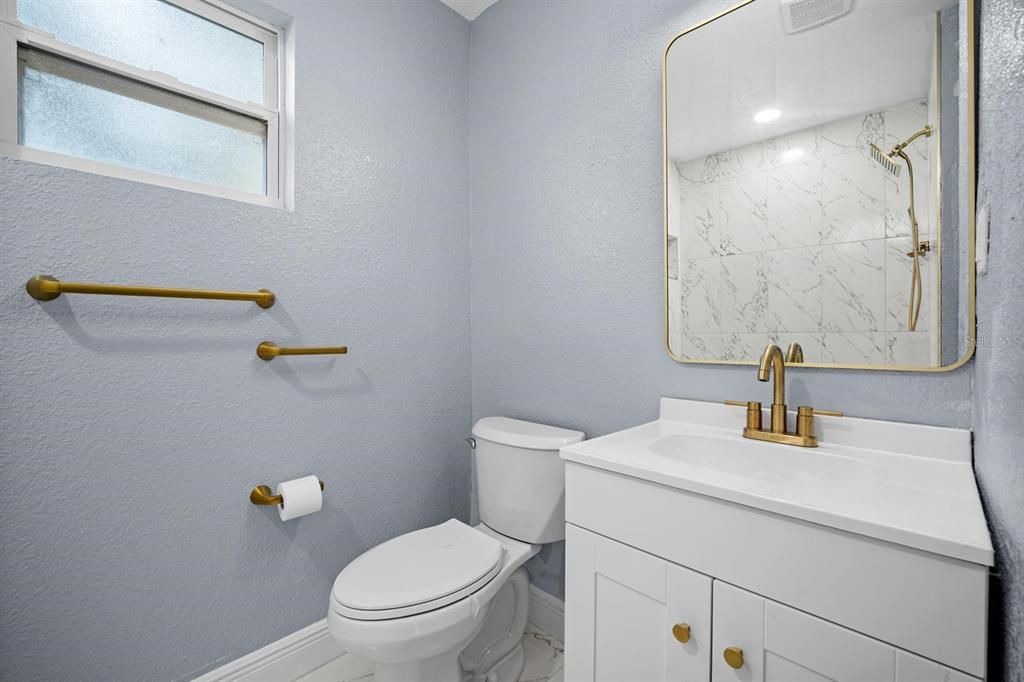 En Venta: $399,999 (3 camas, 2 baños, 1203 Pies cuadrados)