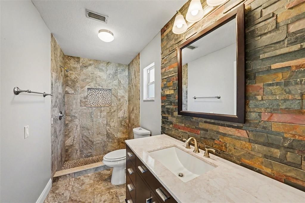 На продажу: $319,900 (3 спален, 2 ванн, 1419 Квадратных фут)