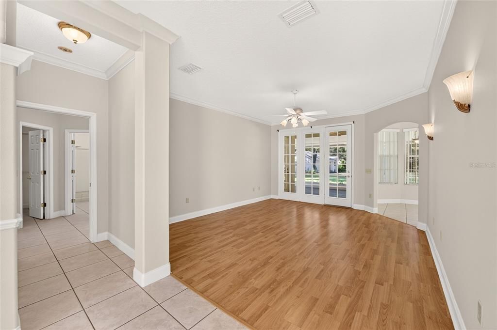 For Sale: $550,000 (3 beds, 2 baths, 2704 Square Feet)