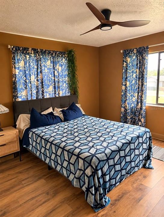 For Sale: $275,000 (2 beds, 2 baths, 1634 Square Feet)