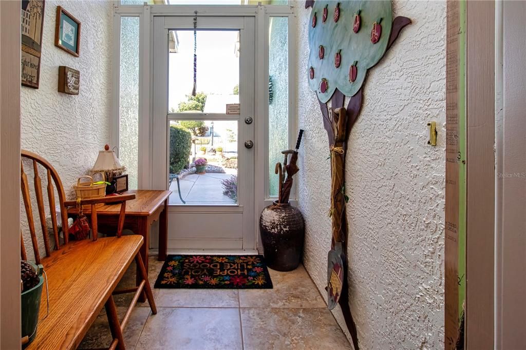 En Venta: $264,900 (2 camas, 2 baños, 1402 Pies cuadrados)