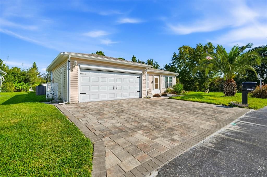 На продажу: $279,900 (2 спален, 2 ванн, 1421 Квадратных фут)