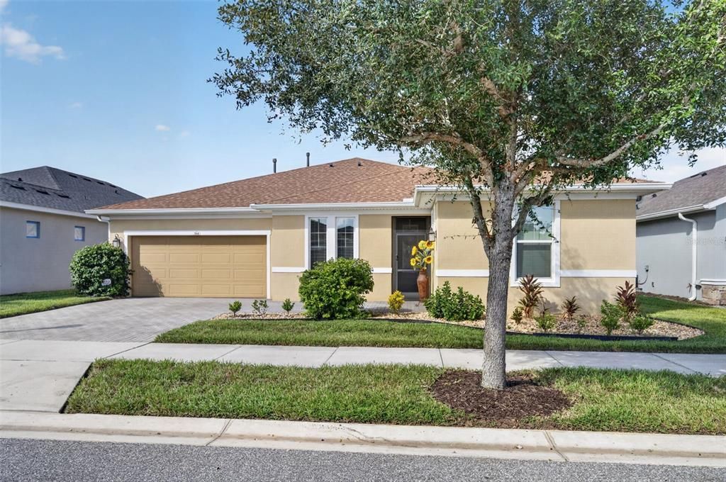 For Sale: $485,000 (3 beds, 3 baths, 2379 Square Feet)